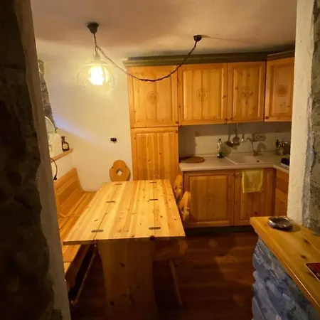 Casavacanze A Valtournenche * Singlin