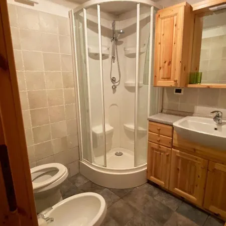 Casavacanze A Valtournenche * Singlin